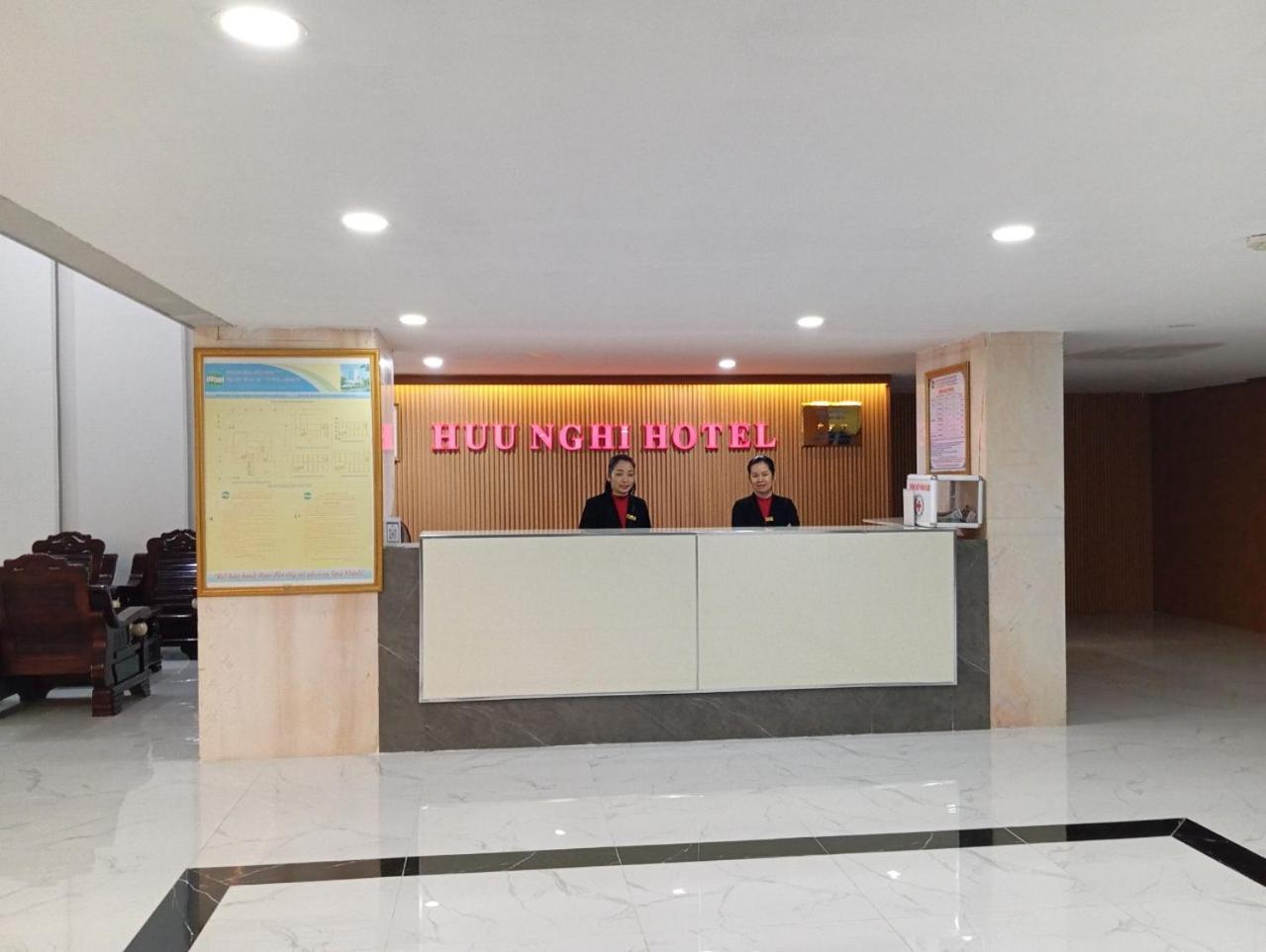 Khach San Huu Nghi Hotel Vinh Exterior photo